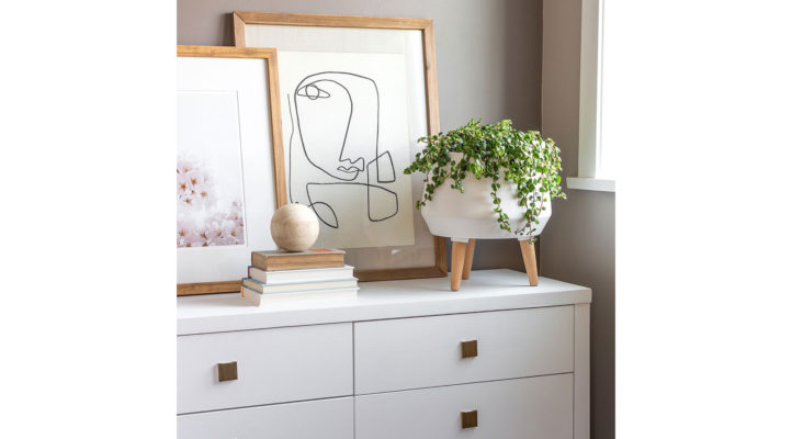glass-with-wood-frame-femme-wall-decor-8