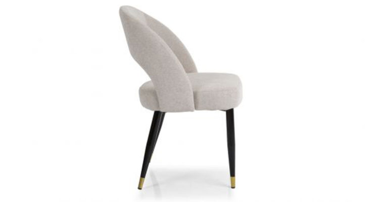 madam-chair-3