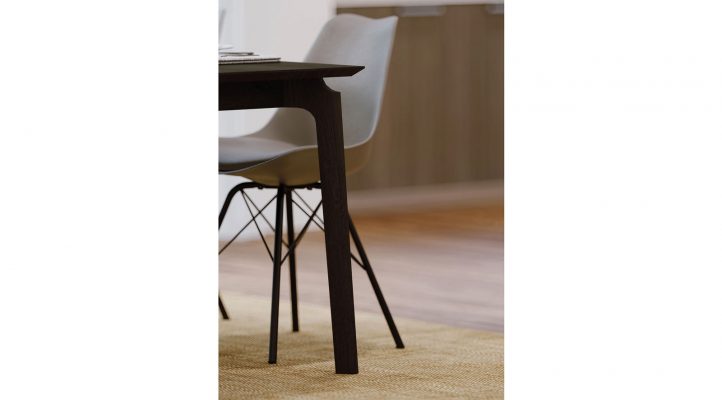 gonzo-dining-table-17