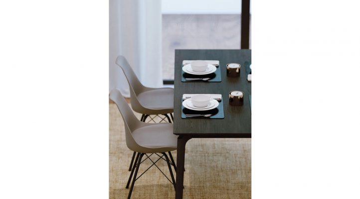 gonzo-dining-table-9
