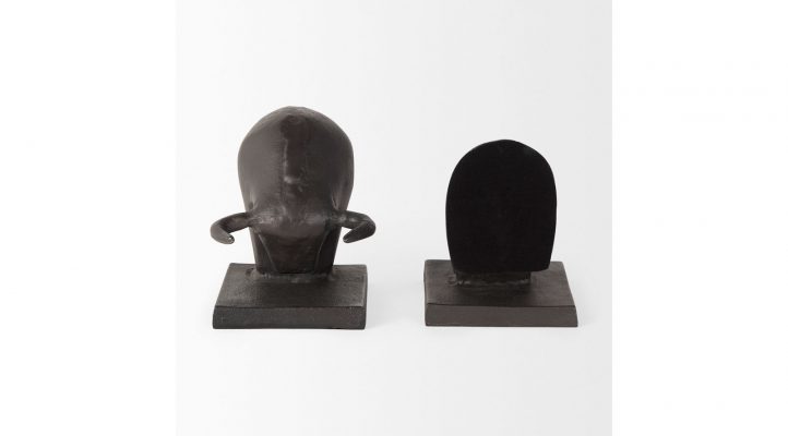 tauro-iii-bookend-6
