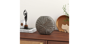 Celestia Metal Vase, Small Nickel (1)