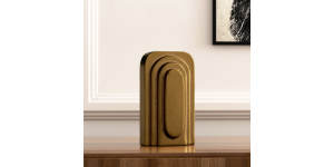 Clarence Metal Vase, Small Gold (1)