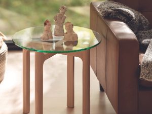 modern-glass-top-end-table-next-to-modern-sofa_ORIGINAL